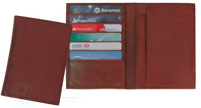 PORTA PASAPORTE PIEL